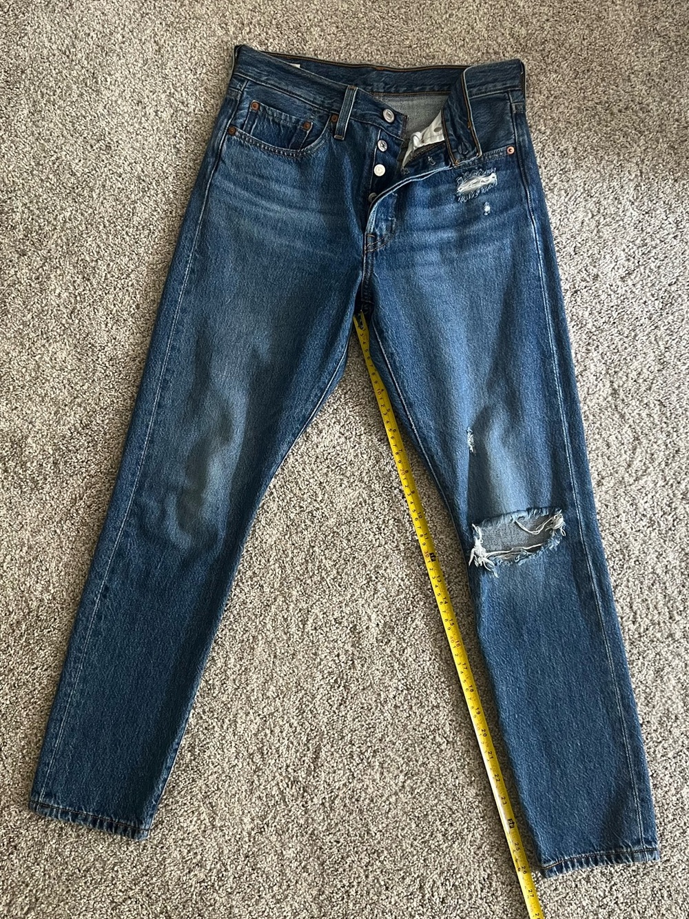 Levi's Women's Dark Blue Skinny Jeans with Distressed Knee